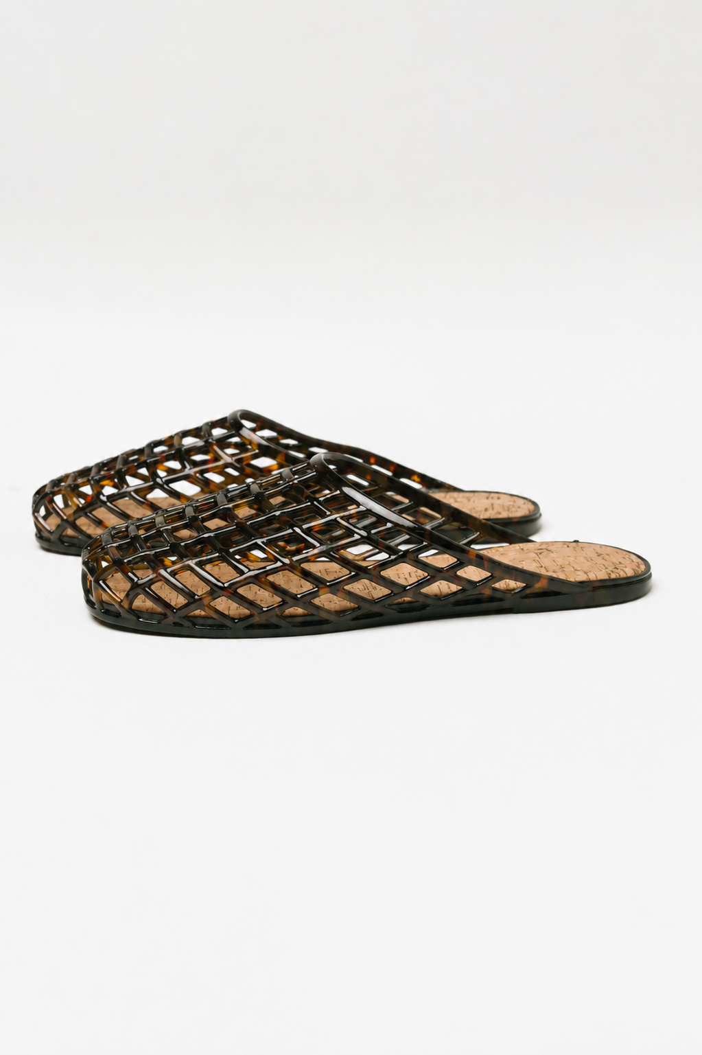 Darby Jelly Shoe in Tortoise