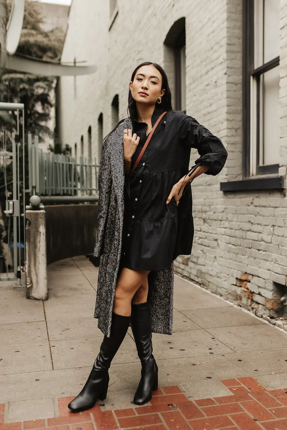 Button up dress in black 