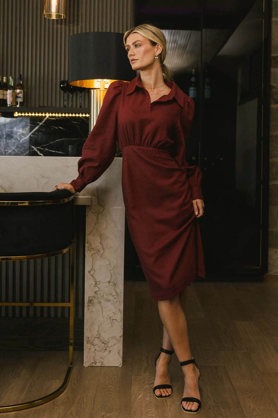 Woven dress in burgundy 