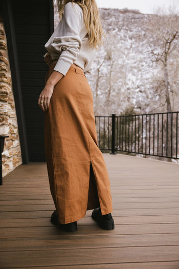Open back slit in brown 