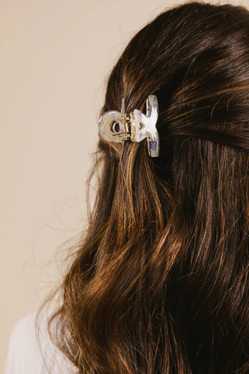 Clip hair in multi color 