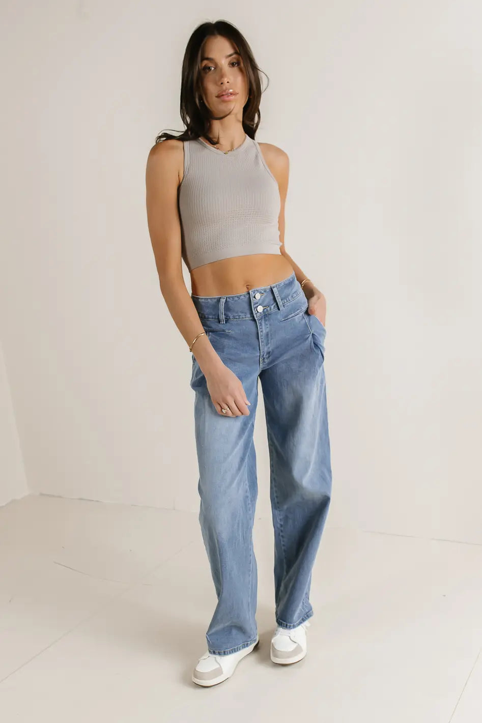 Tank in grey 