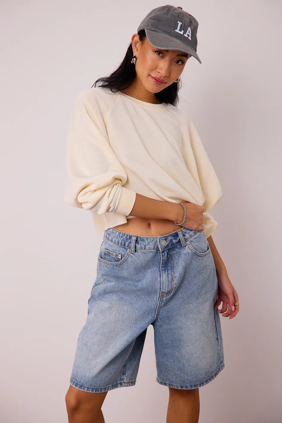 Crop in cream 4