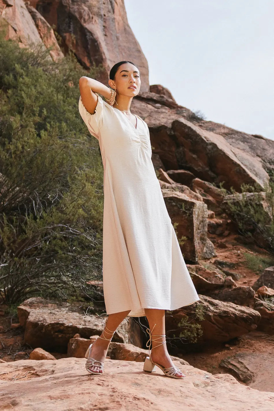 Midi dress in cream 