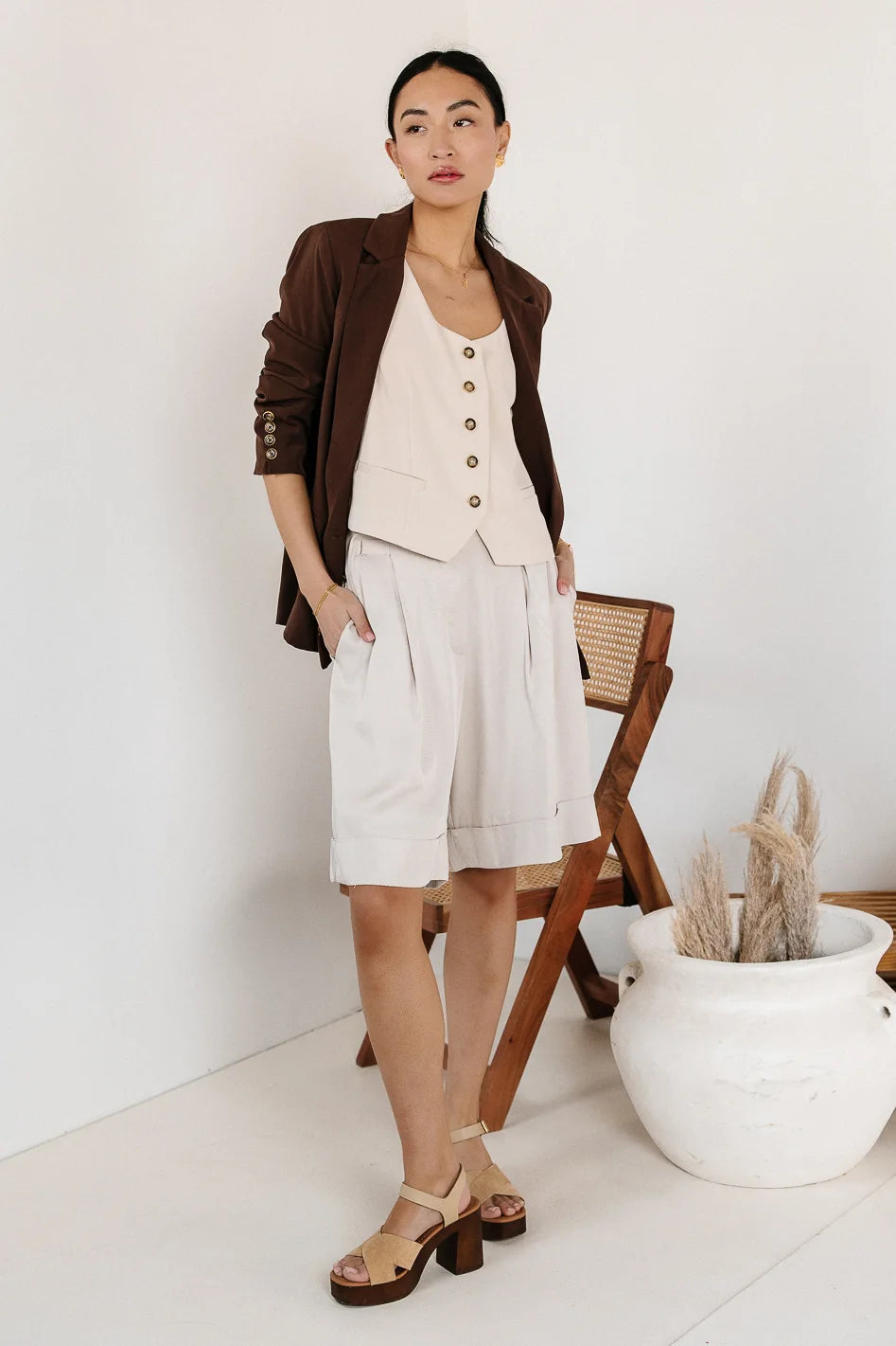 Two hand pockets shorts in khaki 
