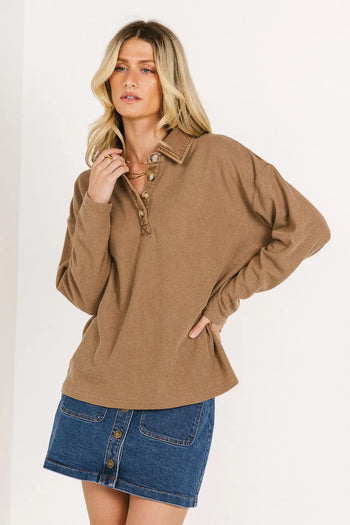 Knit top in brown 
