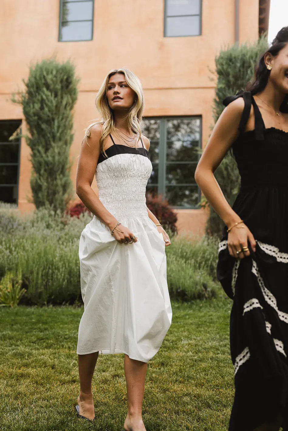 Woven dress in white 