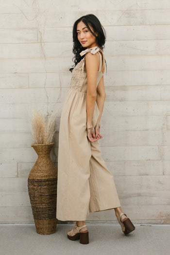 Jumpsuit in latte 