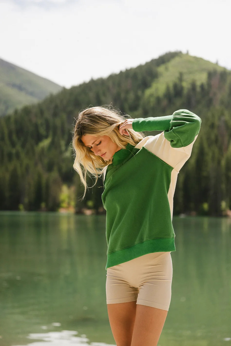 Sweater in green 