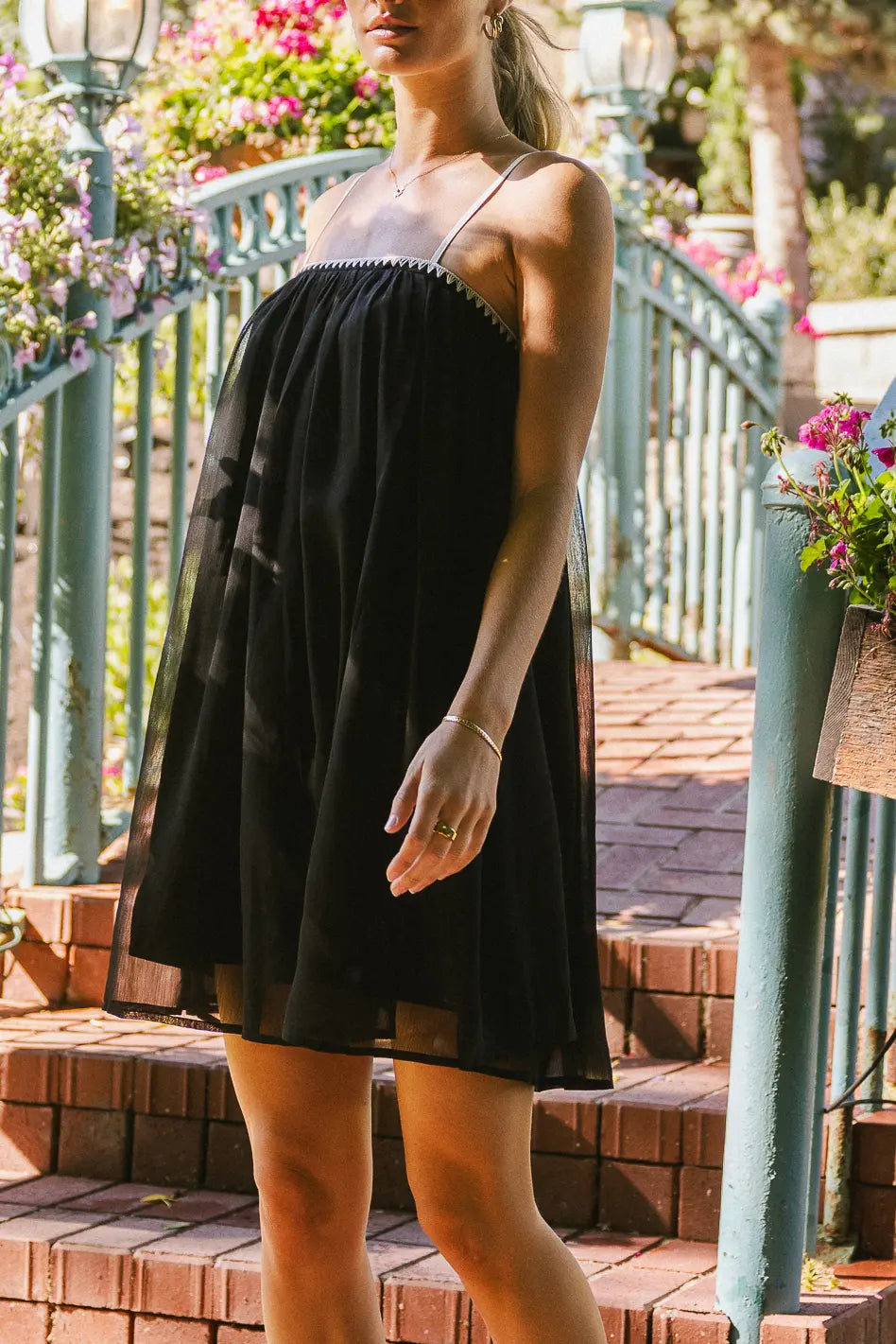 Mini dress in black 