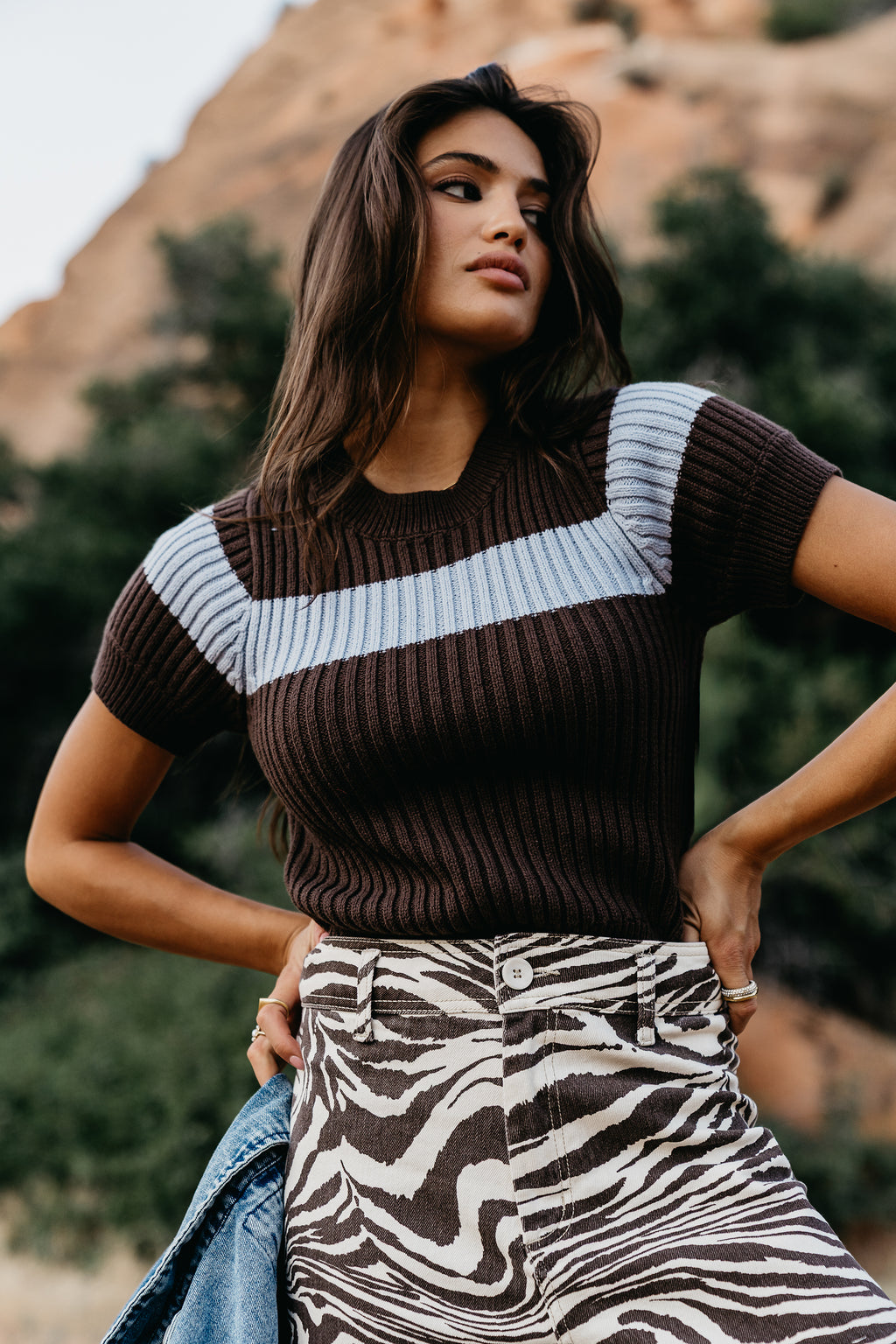 brown knit sweater 
