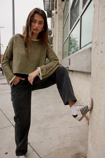 Relaxed Neckline