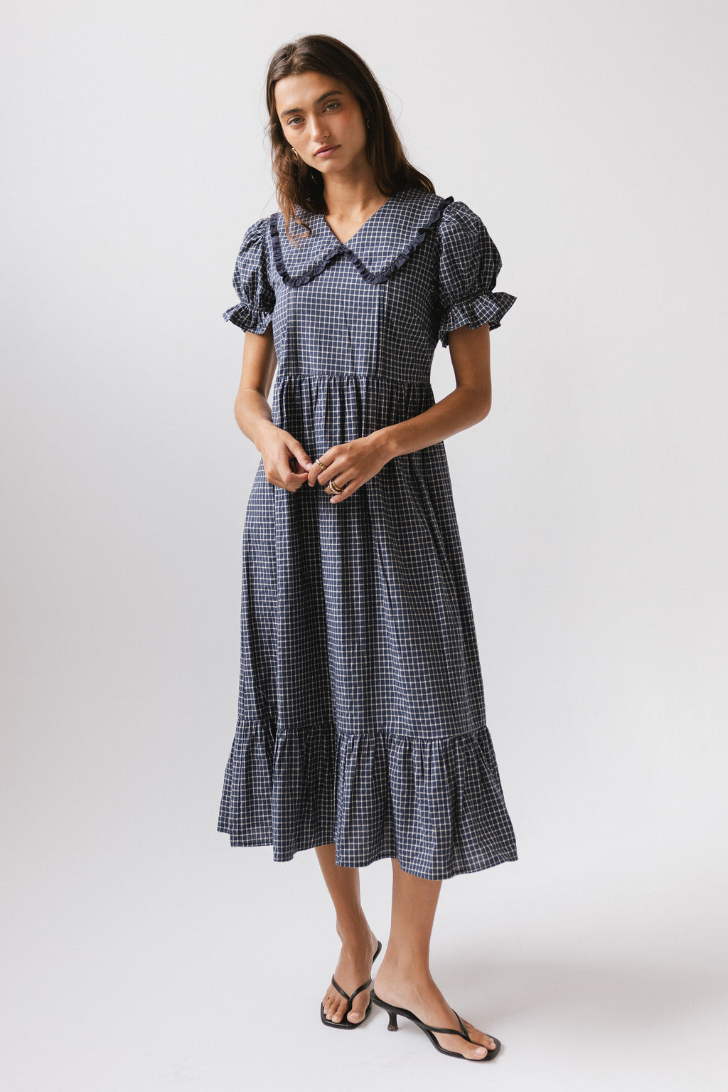 Ruffle Collared Neckline