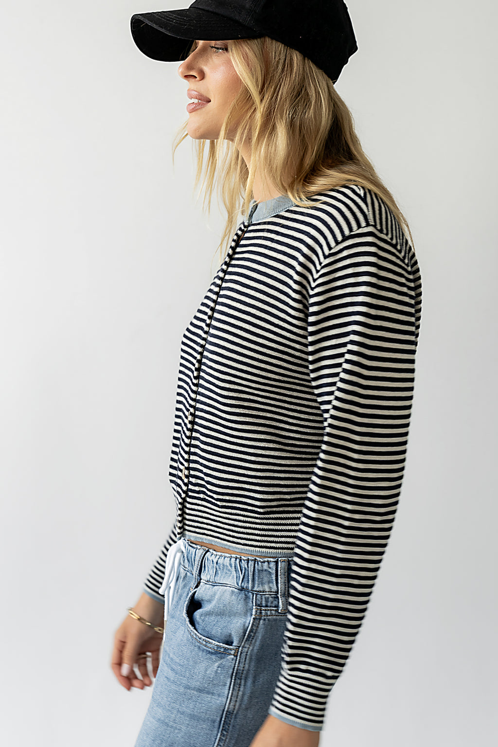 long sleeves cardigan with cuffed sleeve 