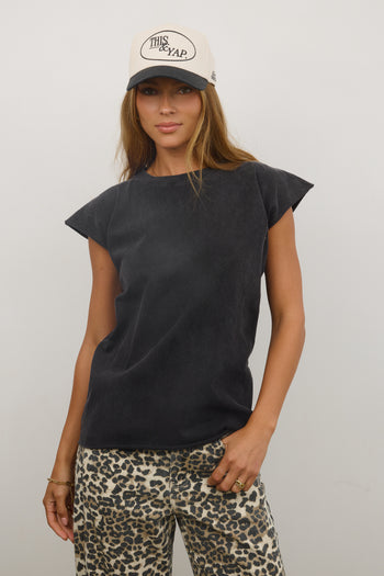 Tee in Black