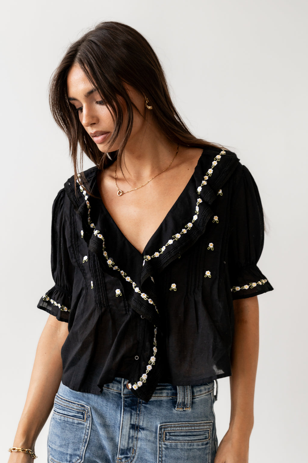 V NECKLINE TOP