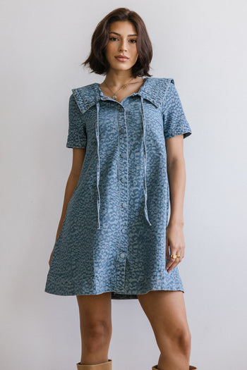 Camryn Collared Baby Doll Dress in Medium Wash - FINAL SALE