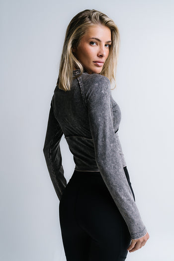 Louise Fitted Top in Black - FINAL SALE