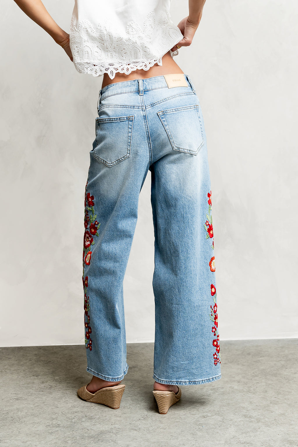 Justine Embroidered Jeans