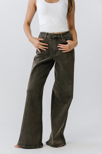 Rylin Wide Leg Jeans
