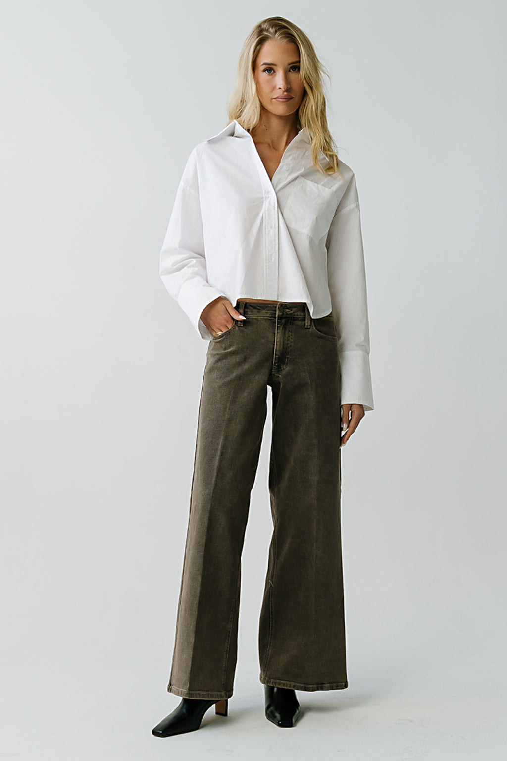 Rylin Wide Leg Jeans