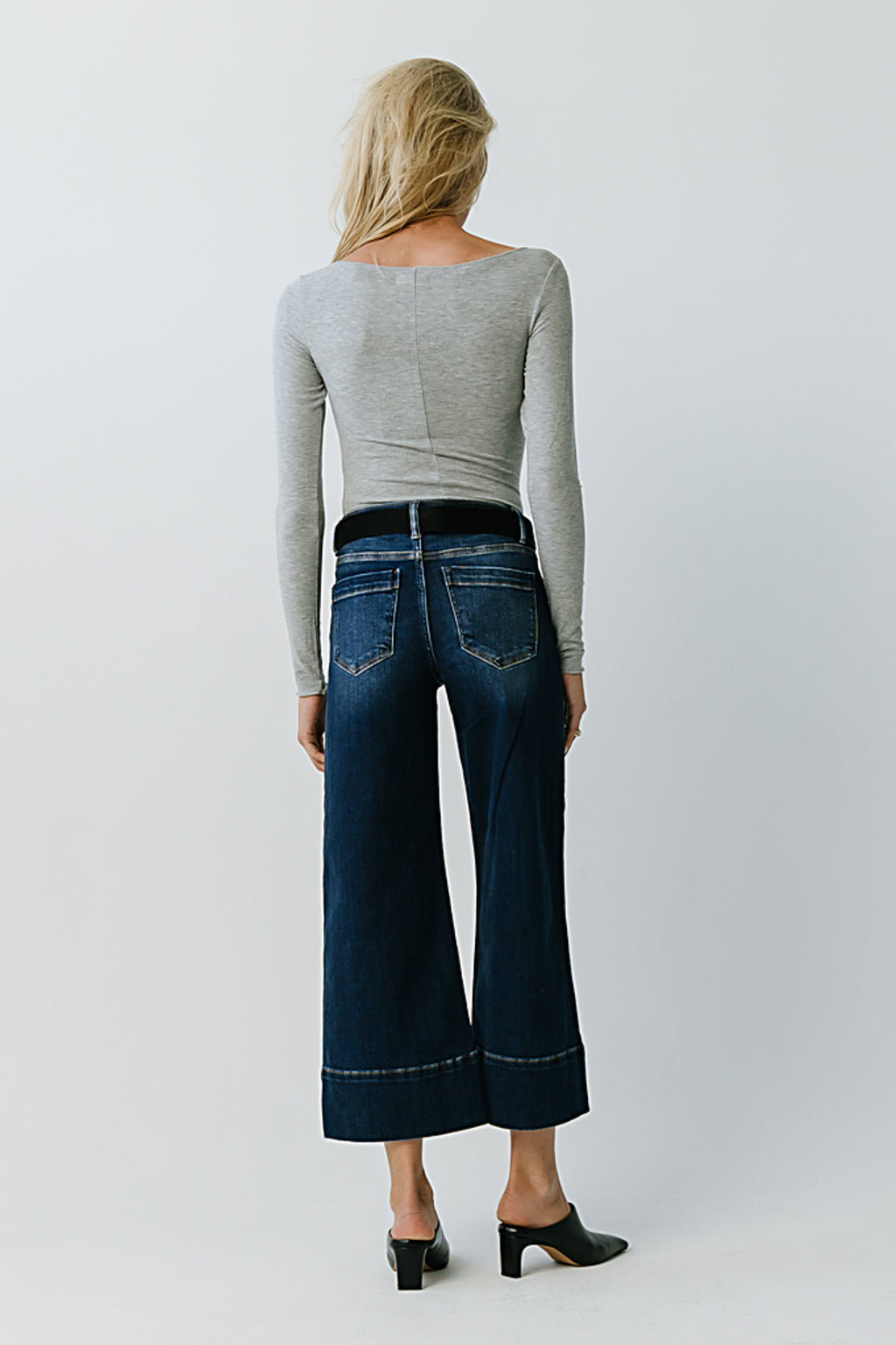 Lorelai Boat Neck Top in Heather Grey
