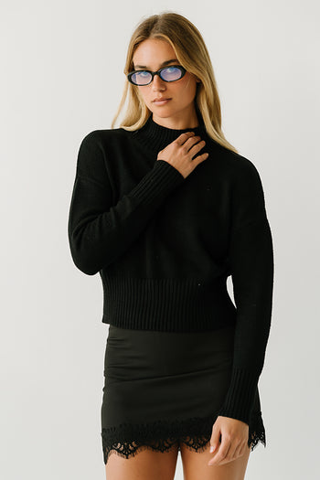 Aniyah Mini Skirt in Black