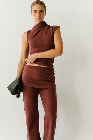 Renata Straight Leg Pants in Plum