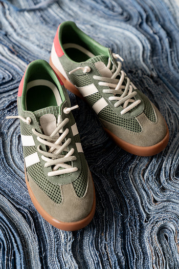 striped shoe