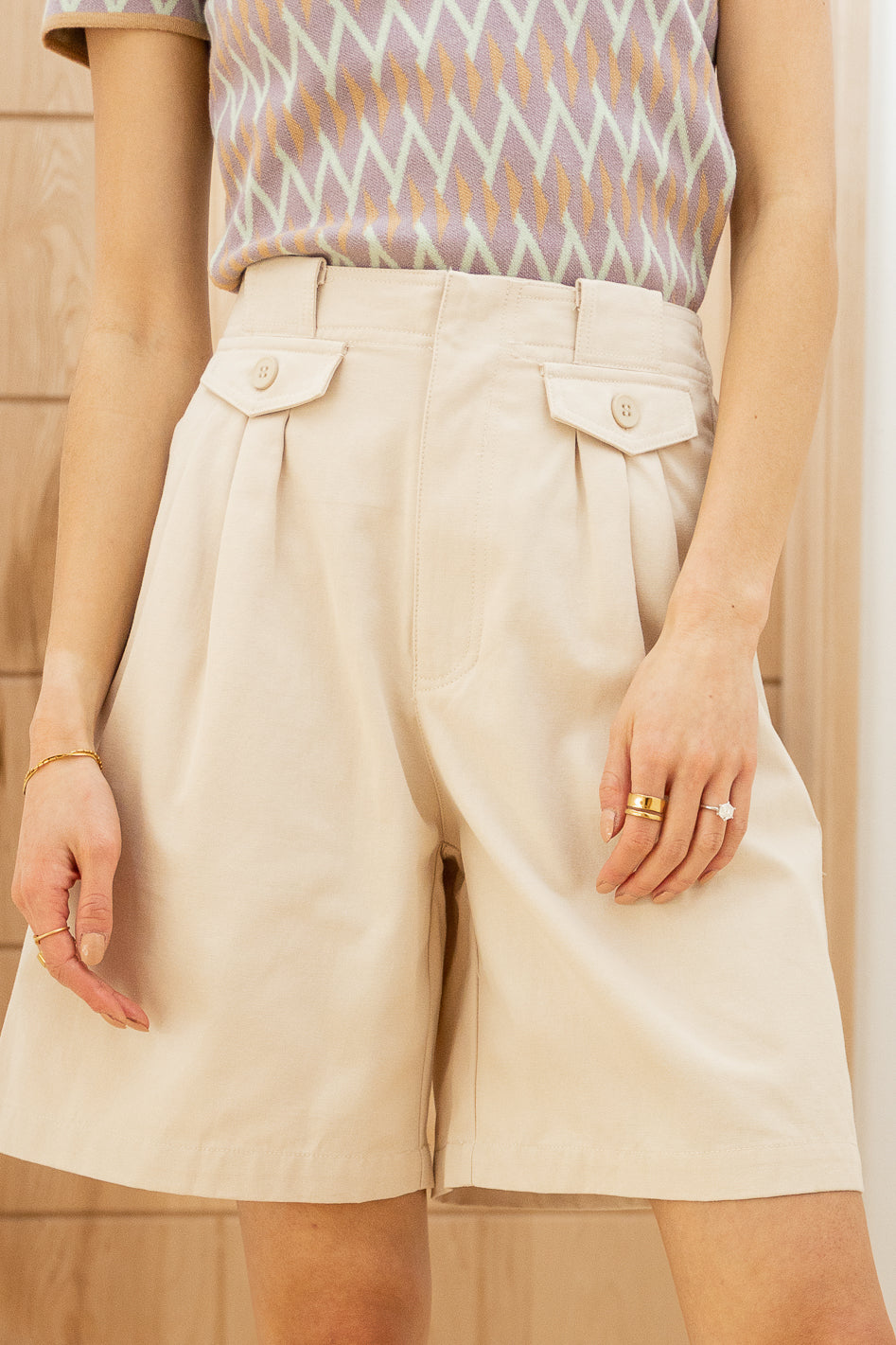 Front plaid bermuda shorts in khaki 